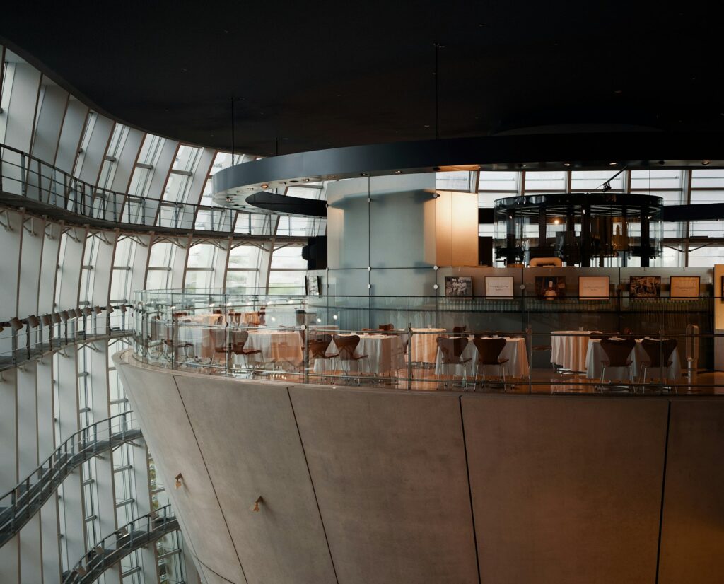 Restaurant interior representing Guru Pay's hospitality merchants